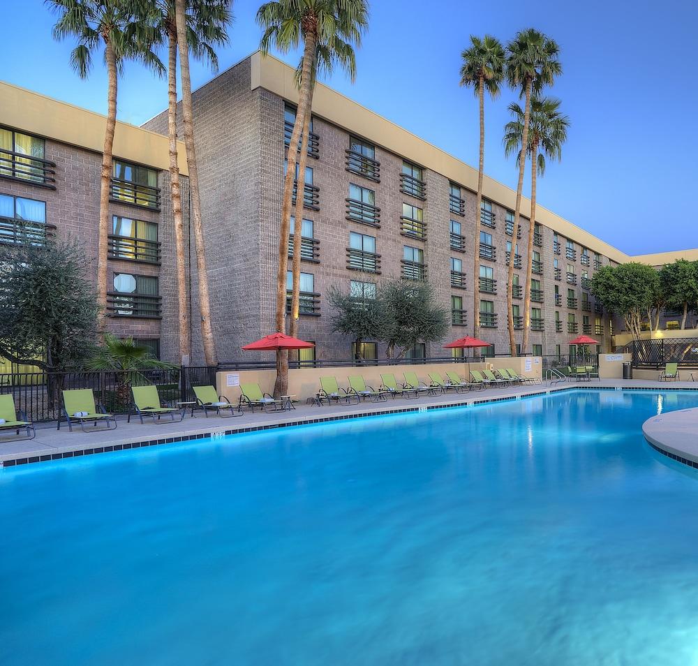 Doubletree By Hilton Phoenix North Exterior photo