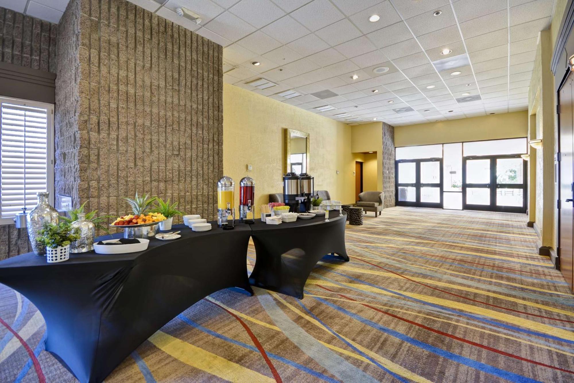 Doubletree By Hilton Phoenix North Exterior photo