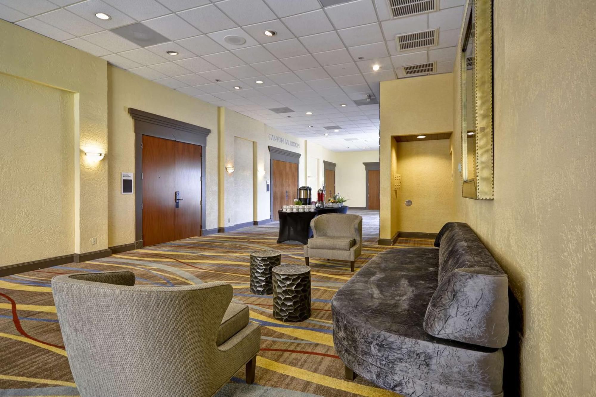 Doubletree By Hilton Phoenix North Exterior photo