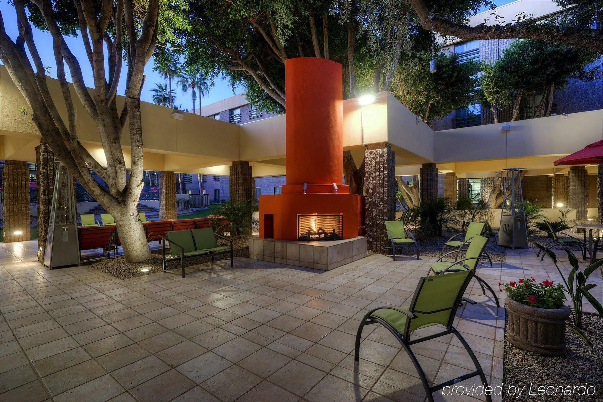 Doubletree By Hilton Phoenix North Exterior photo