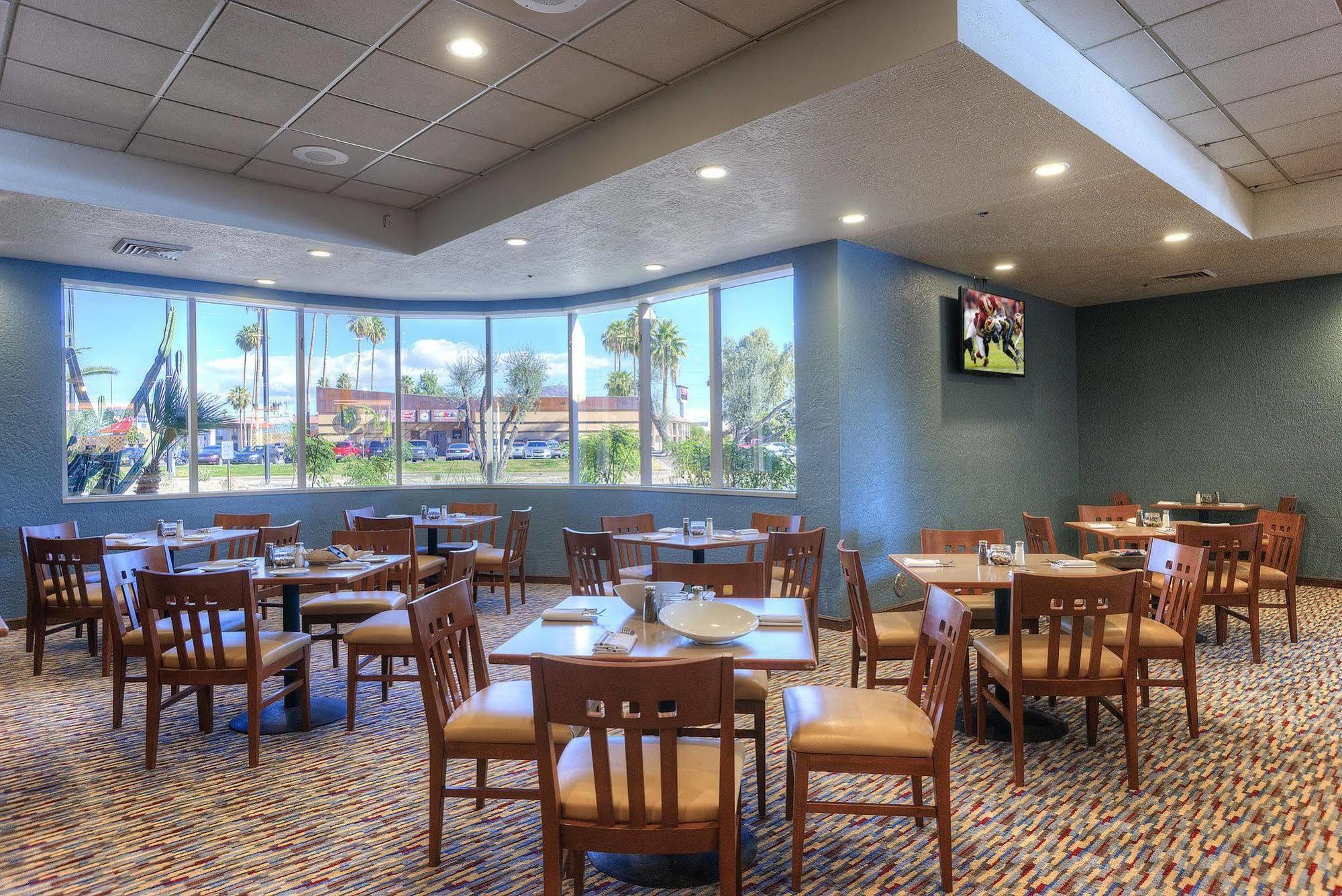 Doubletree By Hilton Phoenix North Exterior photo