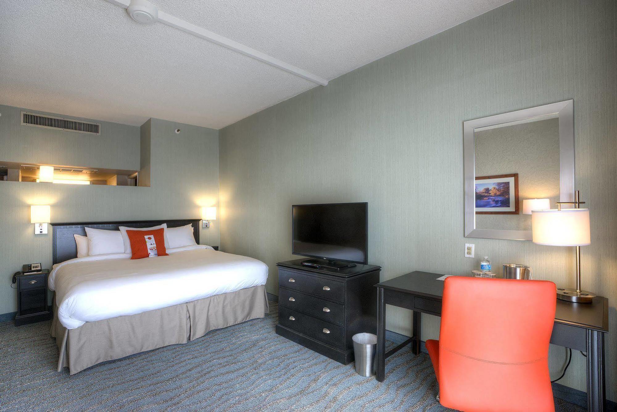 Doubletree By Hilton Phoenix North Exterior photo